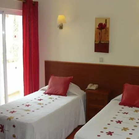 Agua Marinha Rosa- Hotell Albufeira